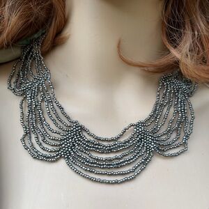 ADJUSTABLE GREY METALLIC SEED BEAD COLLAR NECKLACE